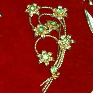 #20 Vintage Rhinestone Floral Brooch